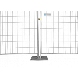 Placa base para valla de construcción de acero galvanizado en caliente.