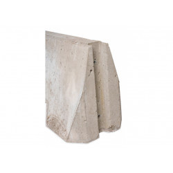 Concrete barrier for separating traffic areas 2.50 m